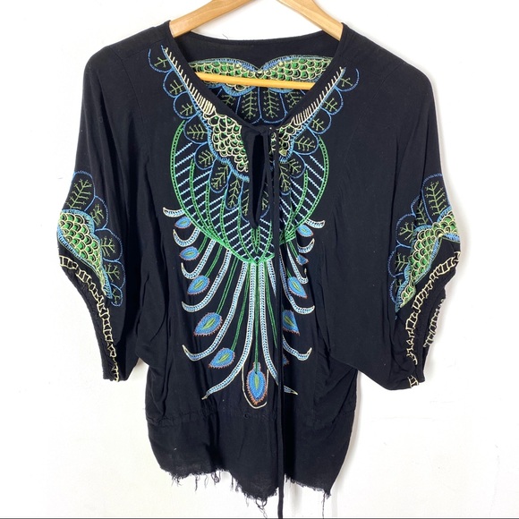 Tops - Embroidered Women's Top Medium Black Green Blue
